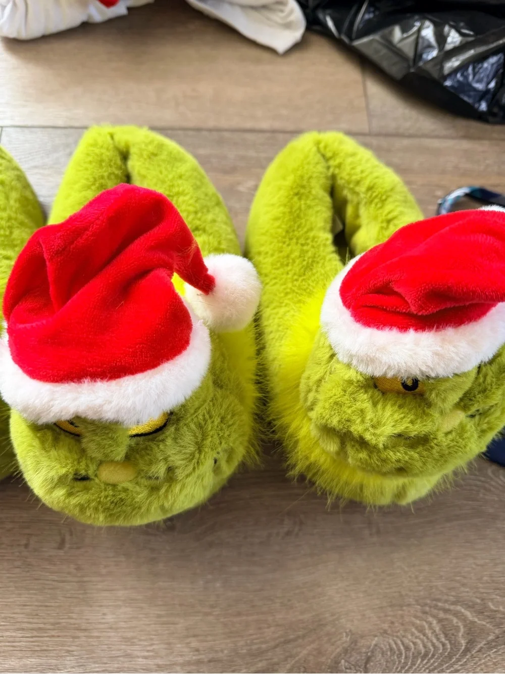 The Grinch Plush Holiday Slipper - Green